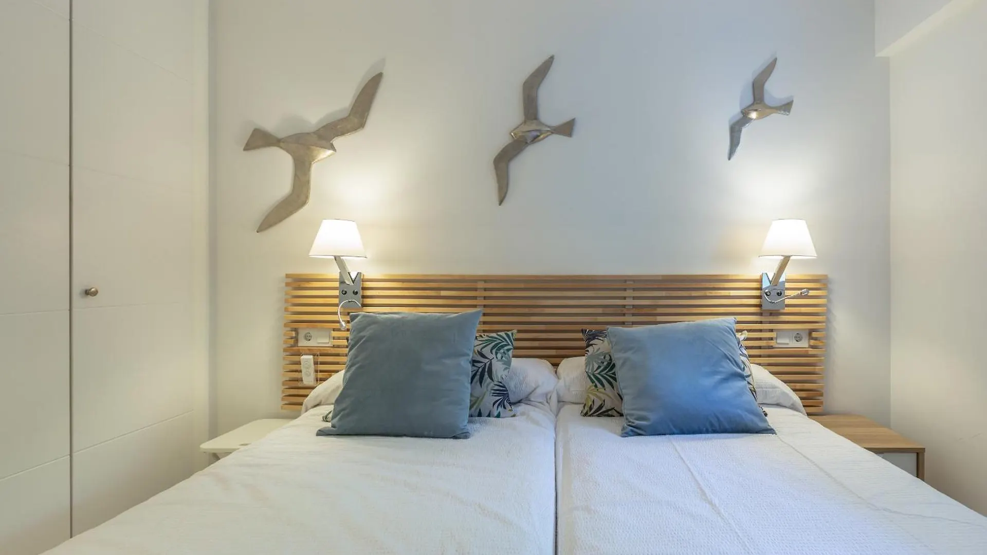 Apartment Marbella Centre On The Promenade Beach Front Line Spain